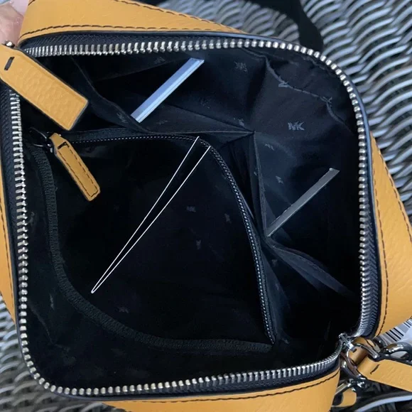 Michael Kors Cooper Utility Crossbody - Picture 9 of 16